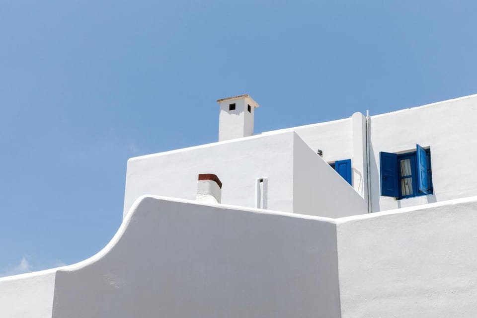Property building, Balcony/Terrace, Decorative detail