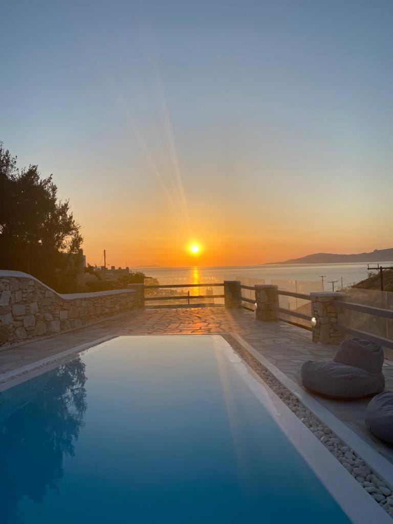 C.L.S Cavo Delos,Private Pool Villa in Mykonos, Mikonos 846 00, Greece