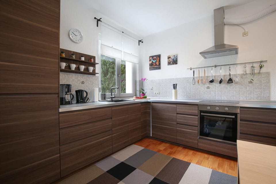 Kitchen or kitchenette, dishwasher, pet friendly, stove