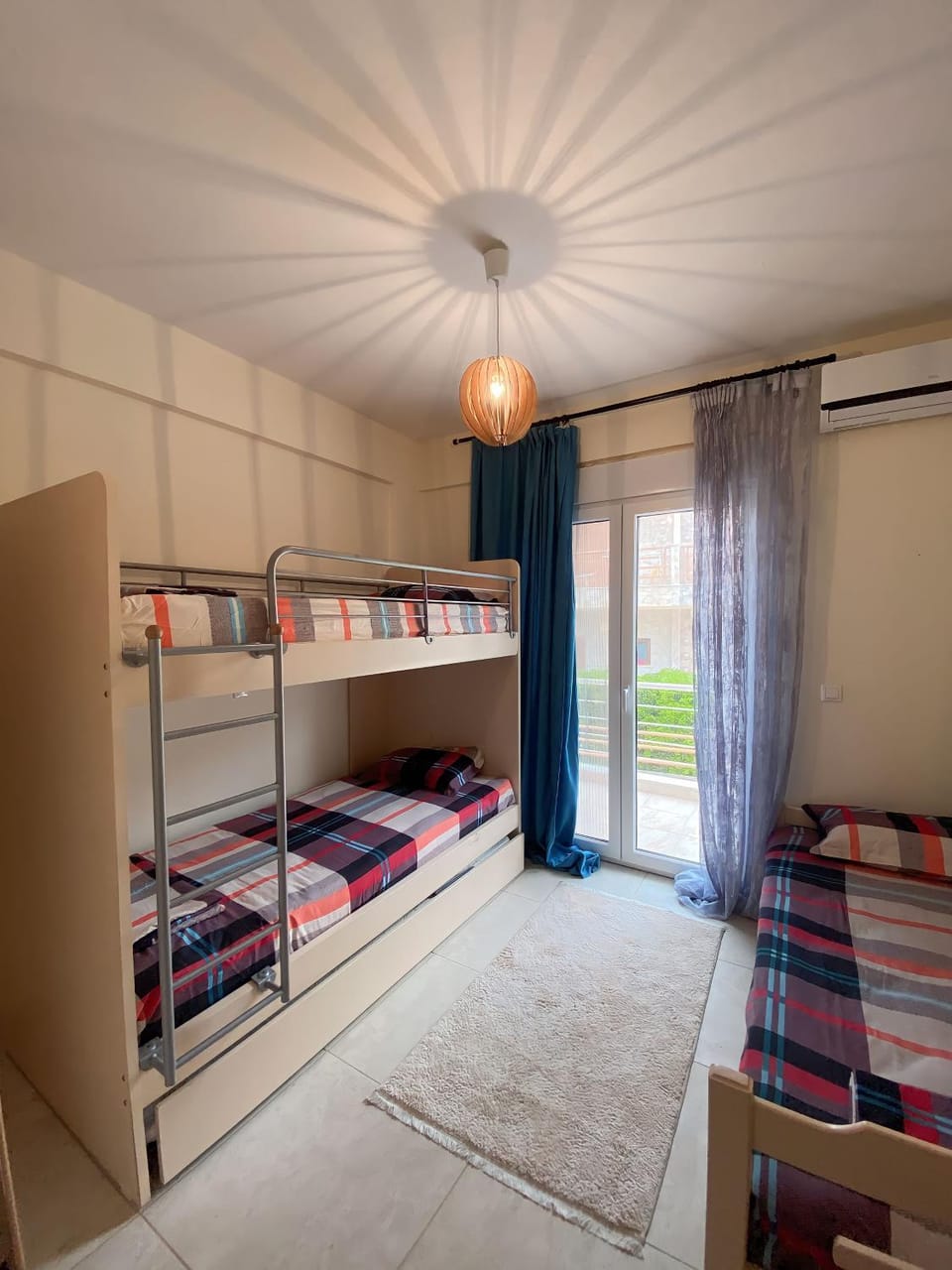 bunk bed