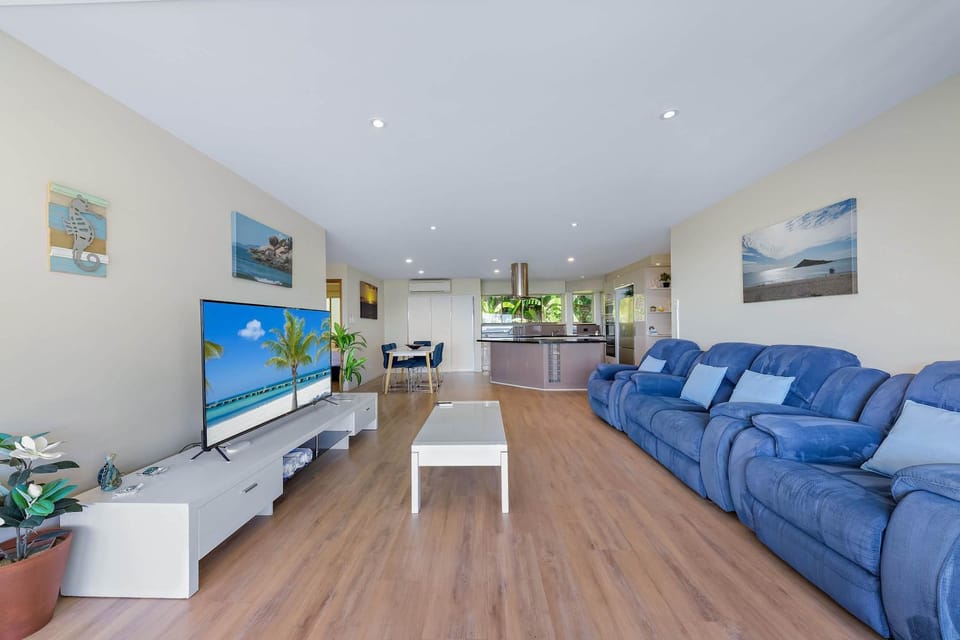 TV and multimedia, Living room