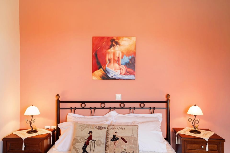 Living room, Bedroom