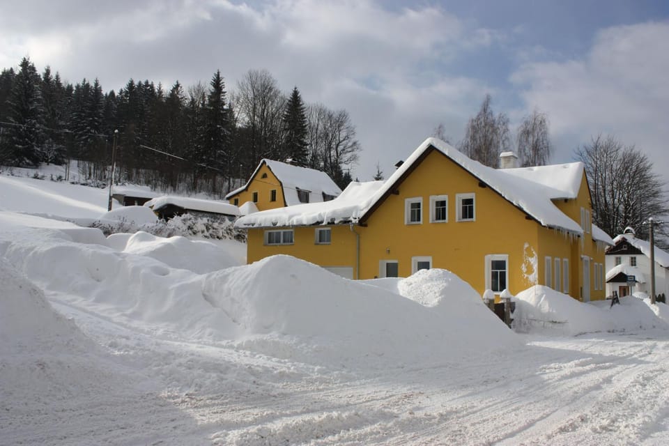 Facade/entrance, Winter