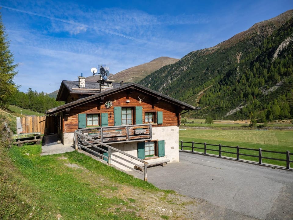Baita Stebline - AlpineEscape Chalet in Lombardy
