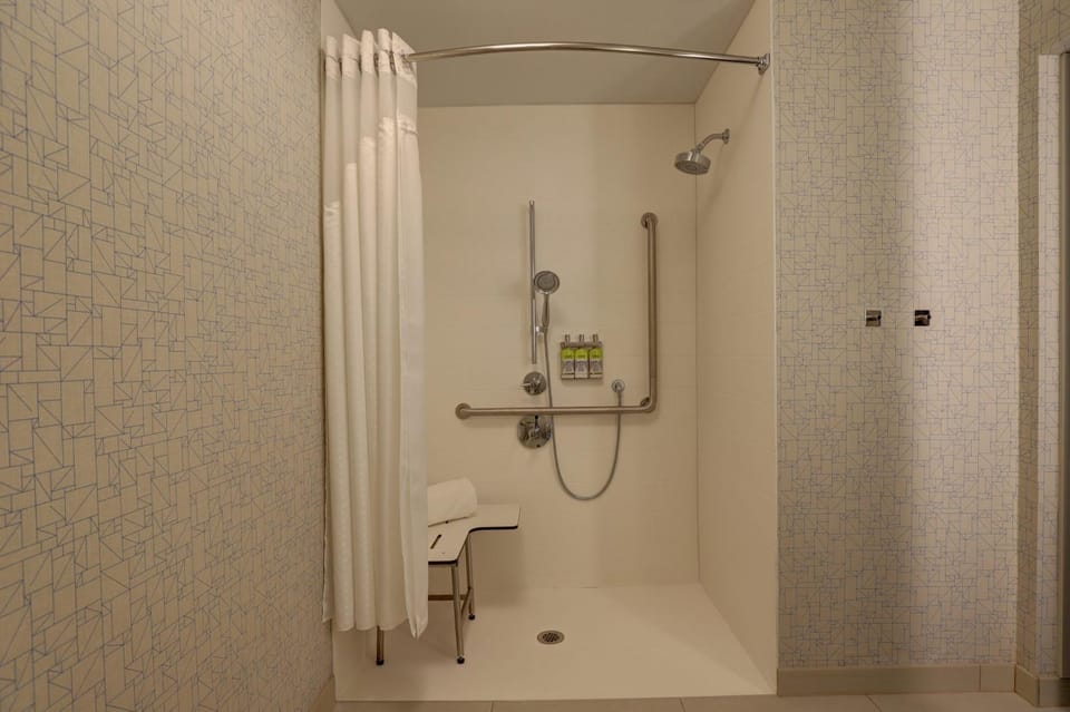 Bathroom, acessibility