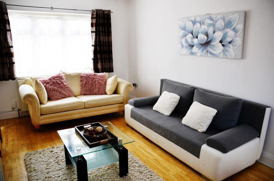 Property building, Communal lounge/ TV room