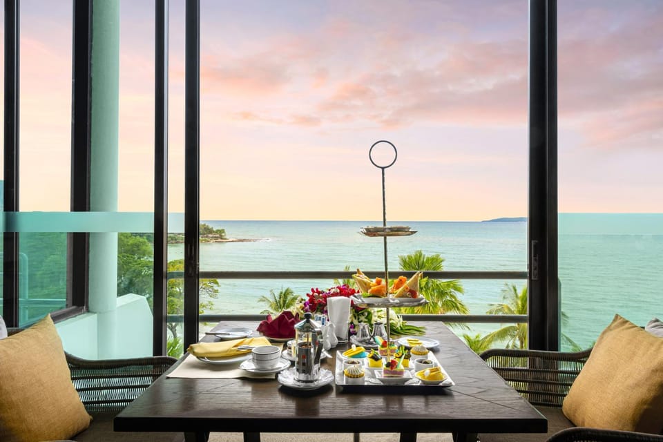 Food and drinks, Sea view