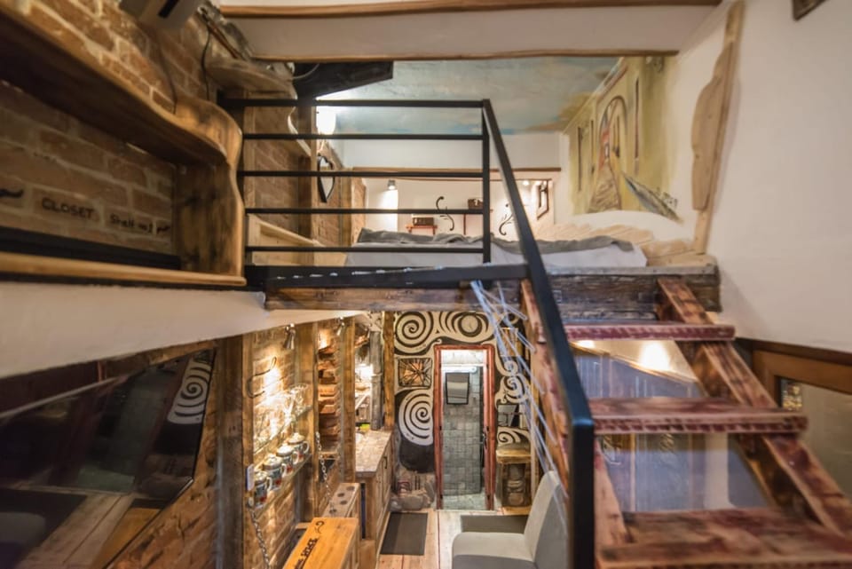 Rent a Room - Be Rustic Apartment in Brasov