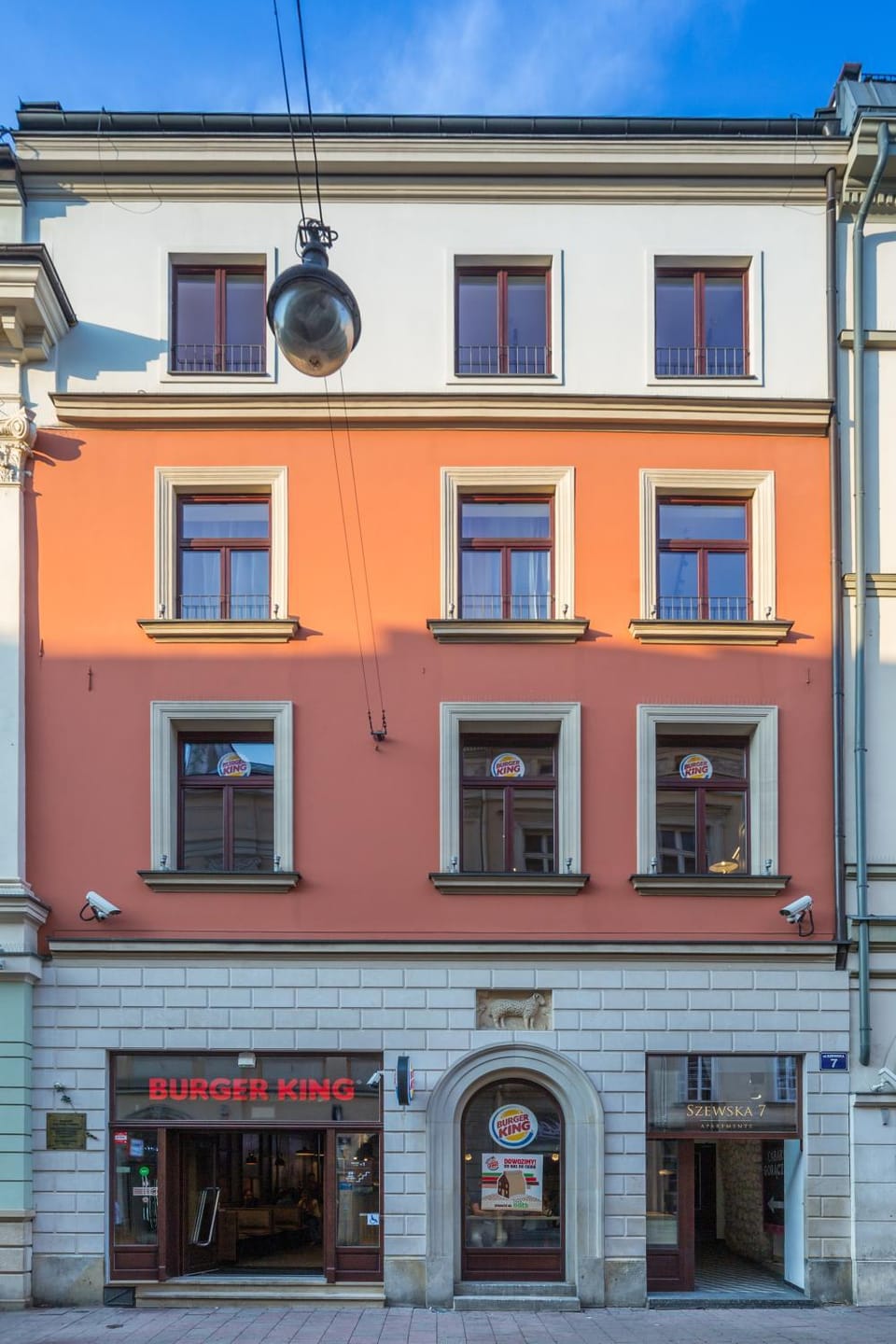 Property building, Facade/entrance