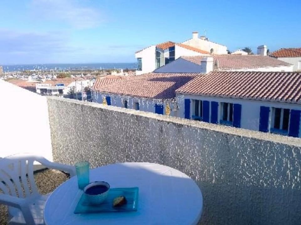 Appartement 2 pièces avec balcon et parking privé - FR-1-224B-71 Apartment in Noirmoutier-en-l'Île