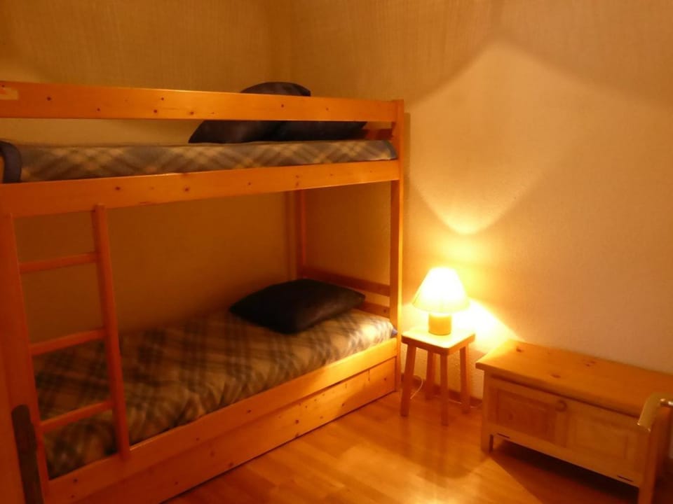 Charmant T2 de 40m² pour 7 pers. à Arêches, terrasse, proche pistes et commerces, classé 2 étoiles - FR-1-342-188 Apartment in Haute-Savoie