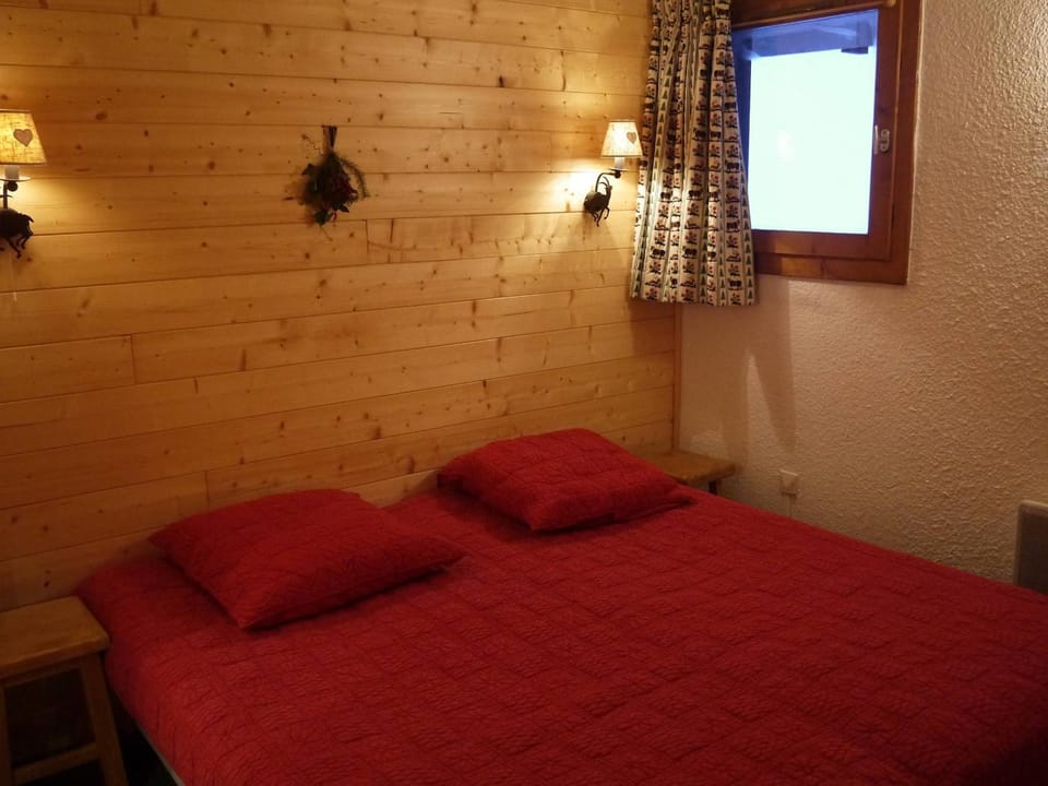 Appartement calme, vue sur pistes - 4 pers. - FR-1-355-160 Apartment in Les Allues