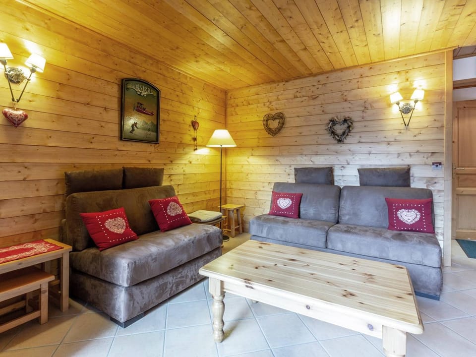 Appartement cosy, vue panoramique Mont Vallon - FR-1-355-173 Apartment in Les Allues