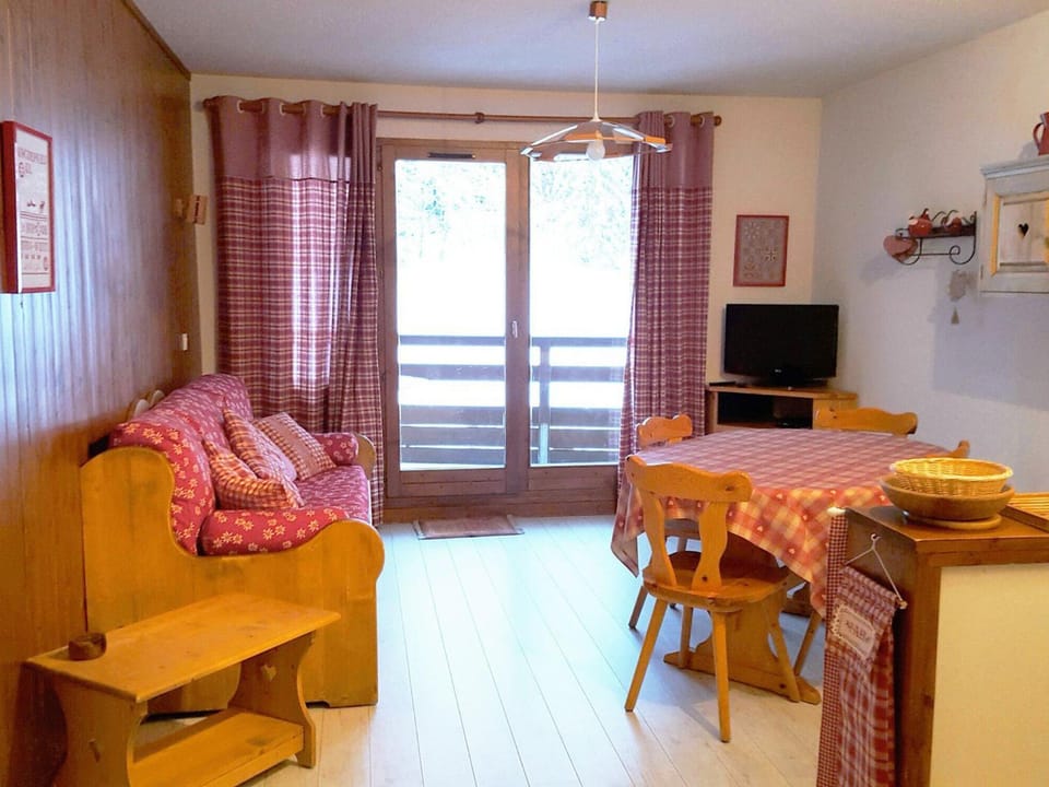 T3 au cœur de la station face aux pistes, 7 pers., lumineux - FR-1-513-38 Apartment in Les Allues