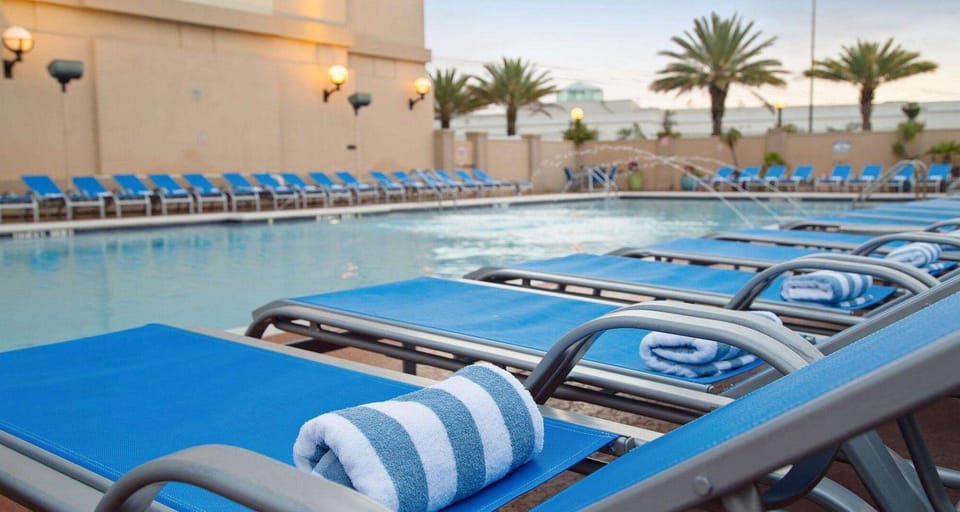On site, Pool view, Swimming pool, Swimming pool