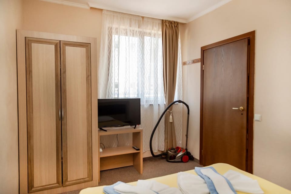Ravda Bay Guest House Bed and Breakfast in Burgas Province