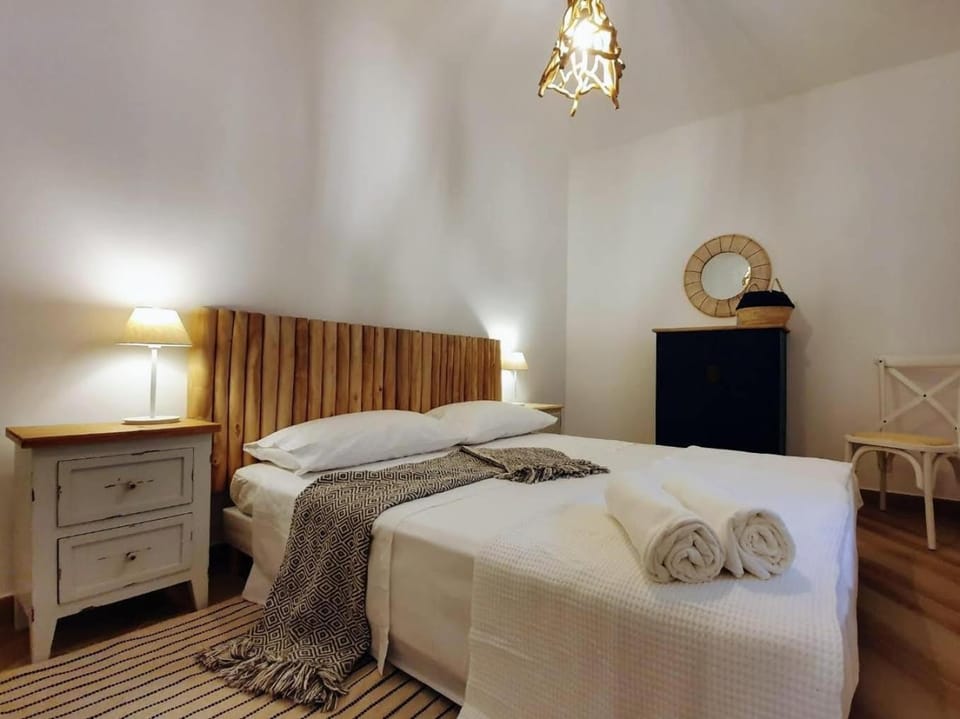 Bed, Photo of the whole room, Beach, Bedroom, hair dresser, internet, towels