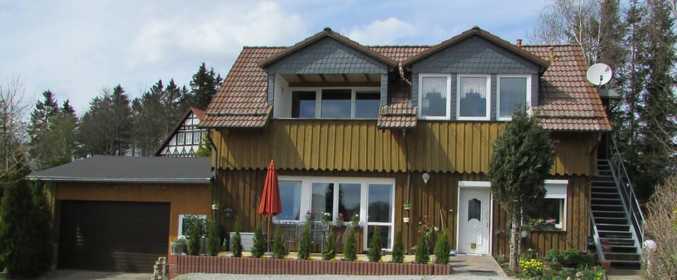 Property building, BBQ facilities, Garden, Balcony/Terrace