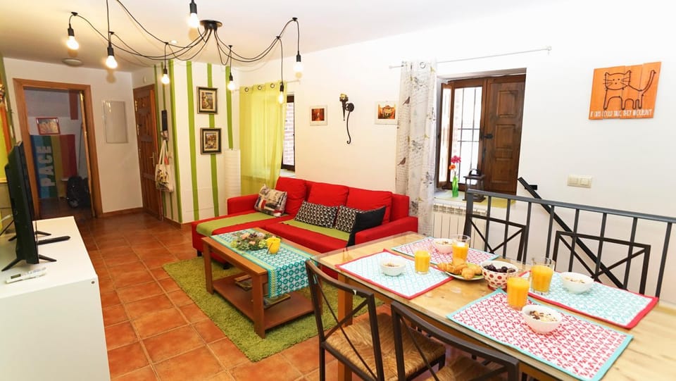 Living room, Dining area