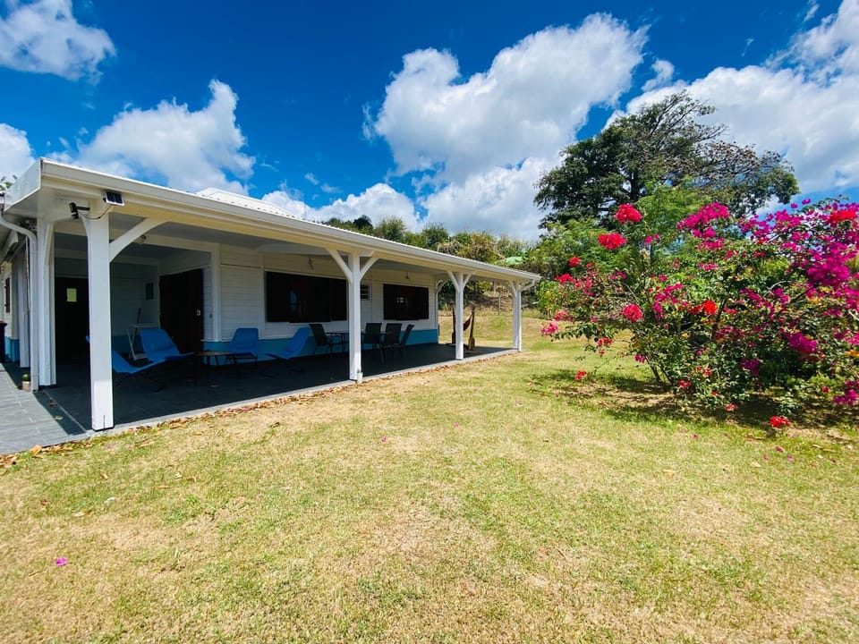 Property building, Patio, Patio