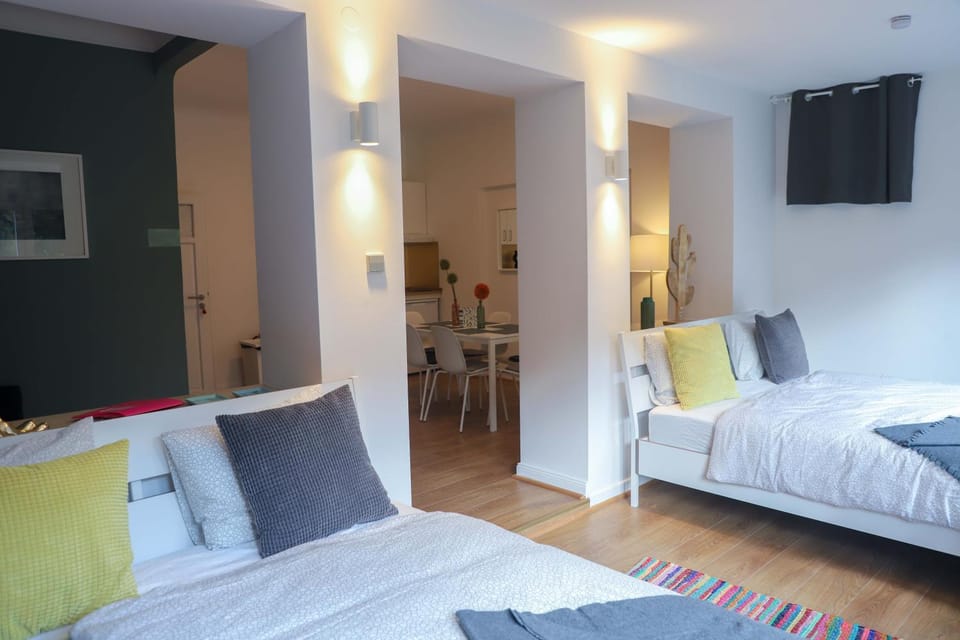 Photo of the whole room, Seating area, Bedroom