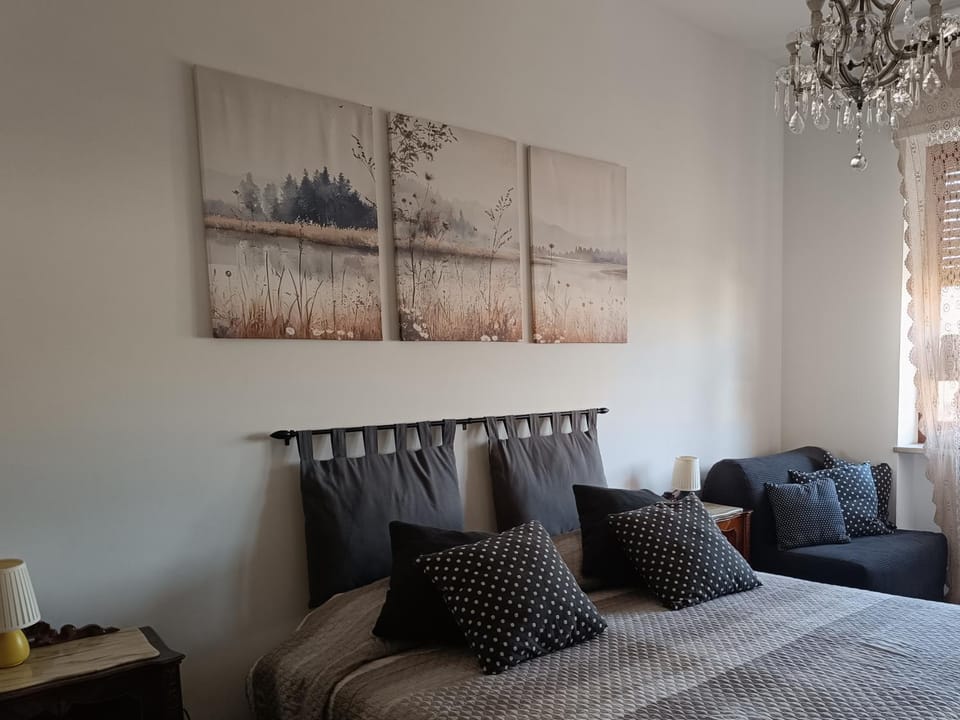 Giaveno, apartment "margherite" a pochi passi dal centro, wifi Apartment in Piedmont
