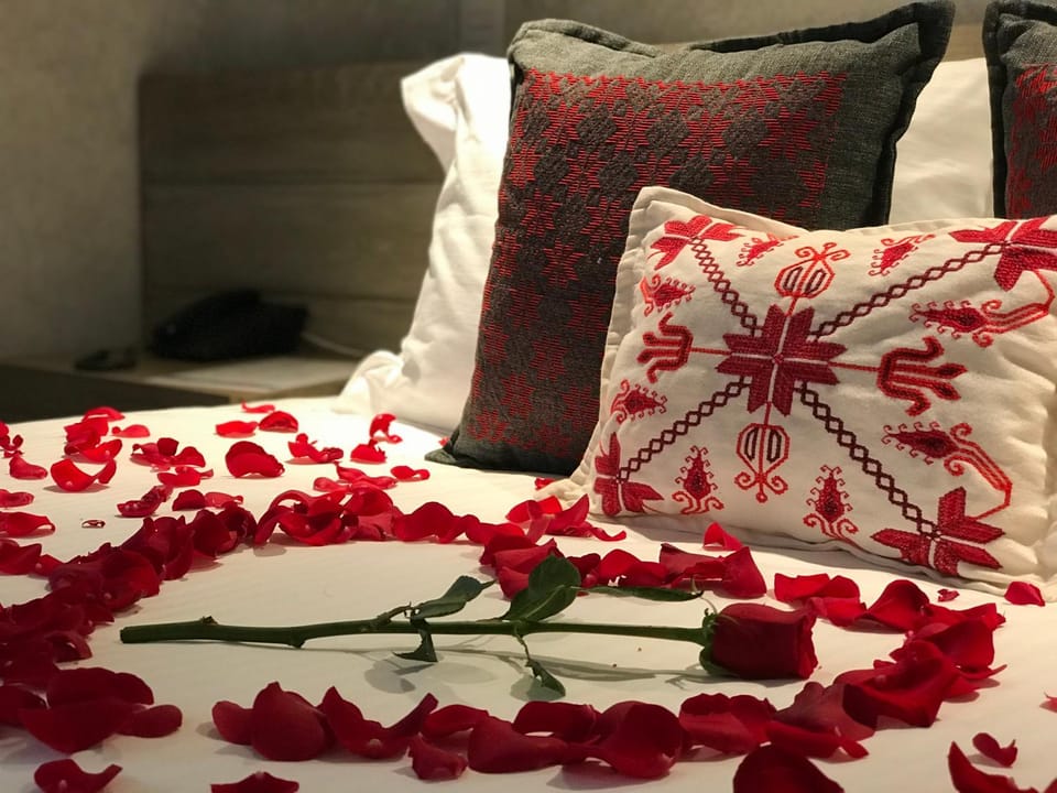 Bed, Decorative detail