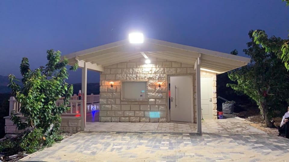 שקיעת הדובדבן Apartment in North District