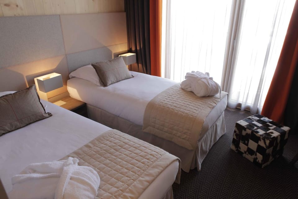 Day, Photo of the whole room