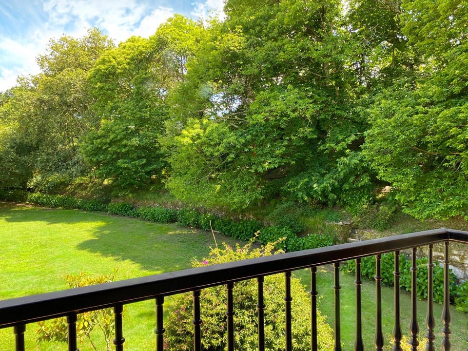 Balcony/Terrace, Garden view