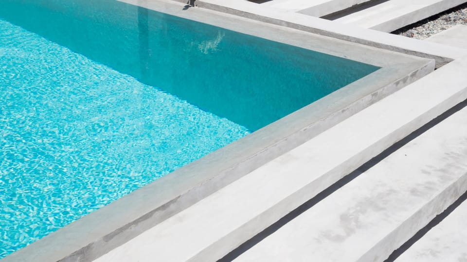 Swimming pool, Swimming pool