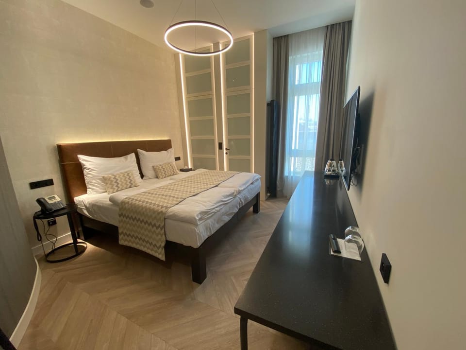 TV and multimedia, Photo of the whole room, Area and facilities