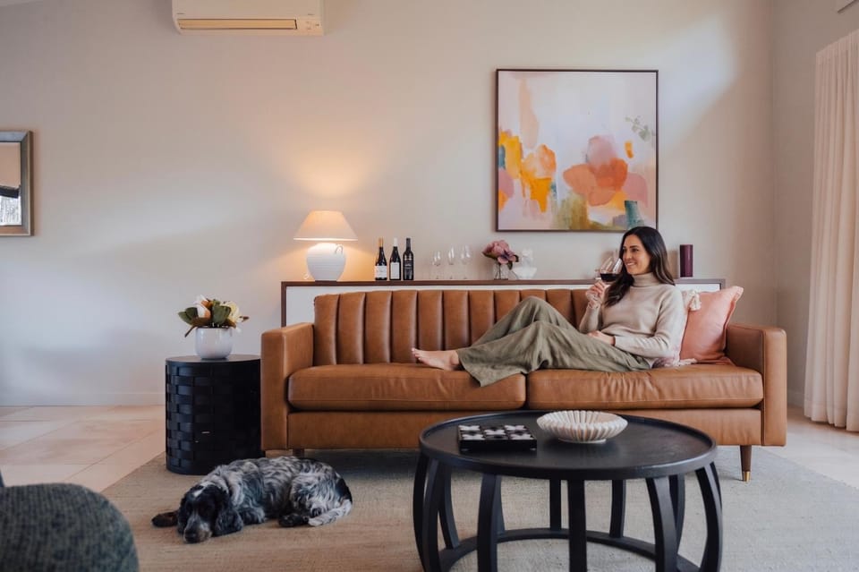 Seating area, pet friendly