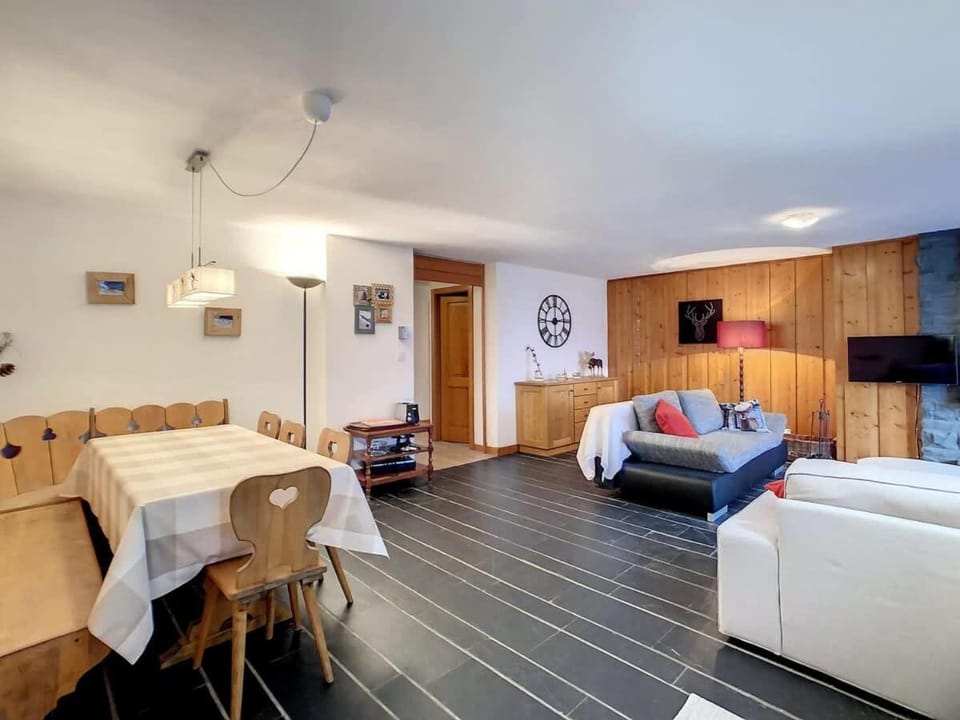 Ambassador 207 Apartment in Bagnes