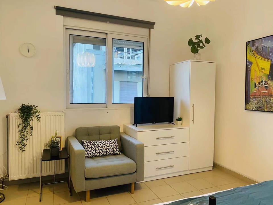 TV and multimedia, Seating area