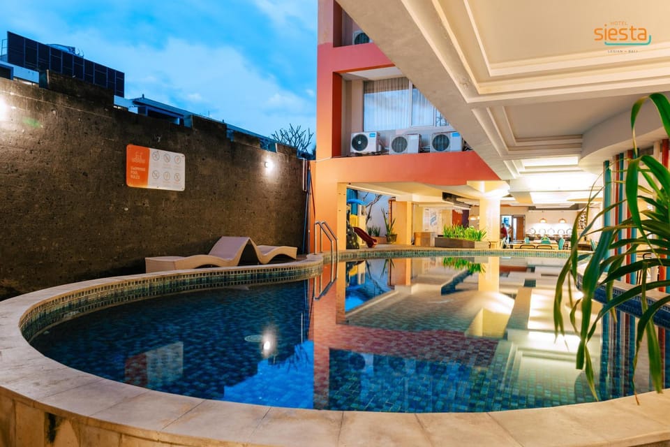 Swimming pool