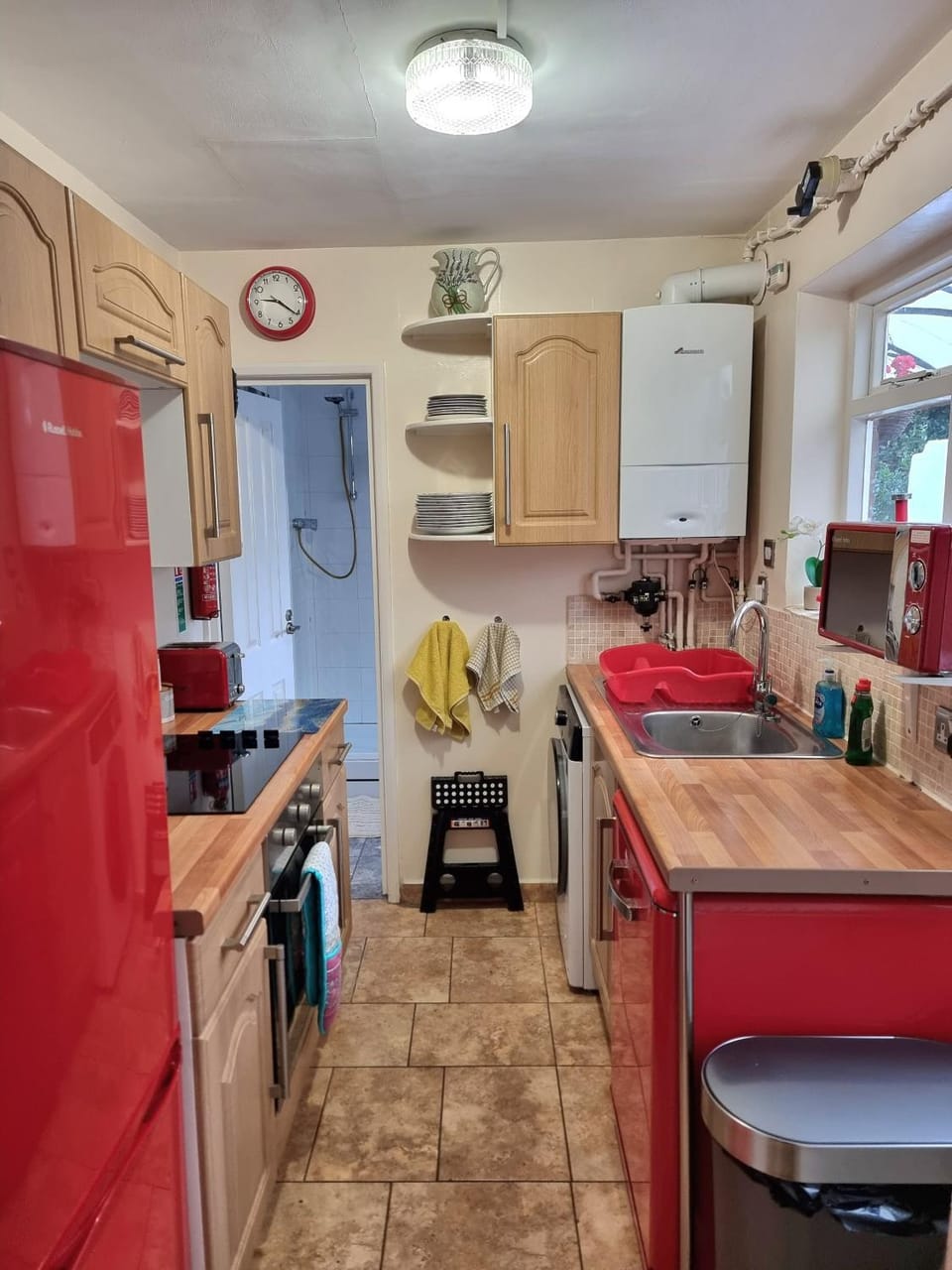 Canterbury within the city wall - Sleeps 7 - Pet-Friendly with Garden House in Canterbury