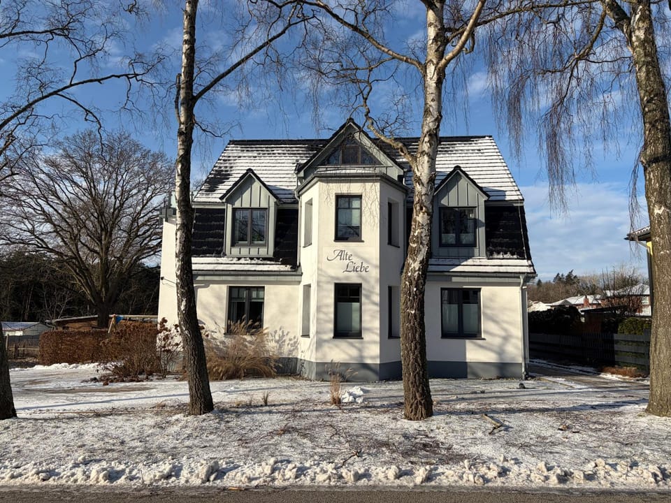 Property building, Winter