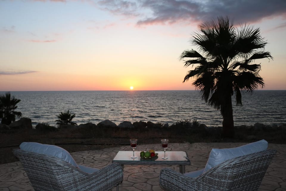 Yulya Villa By Taimoura Villa in Paphos District