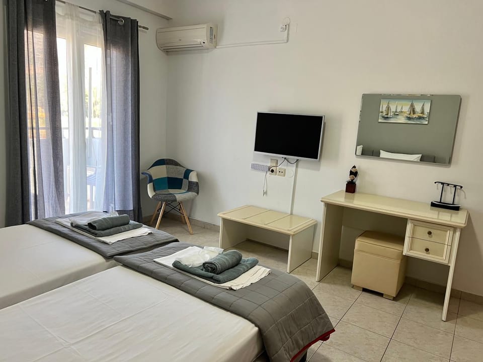 TV and multimedia, towels, air conditioner