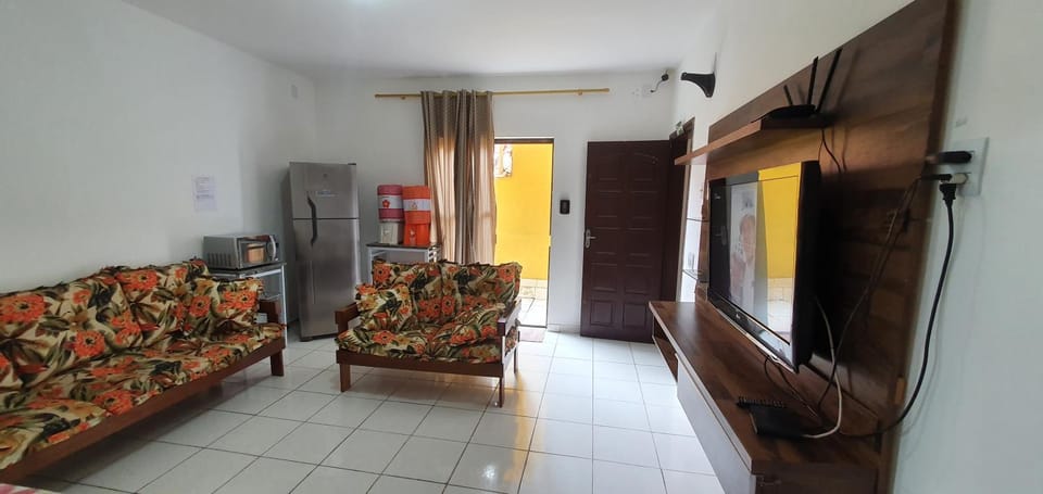 Communal lounge/ TV room, TV and multimedia, Seating area