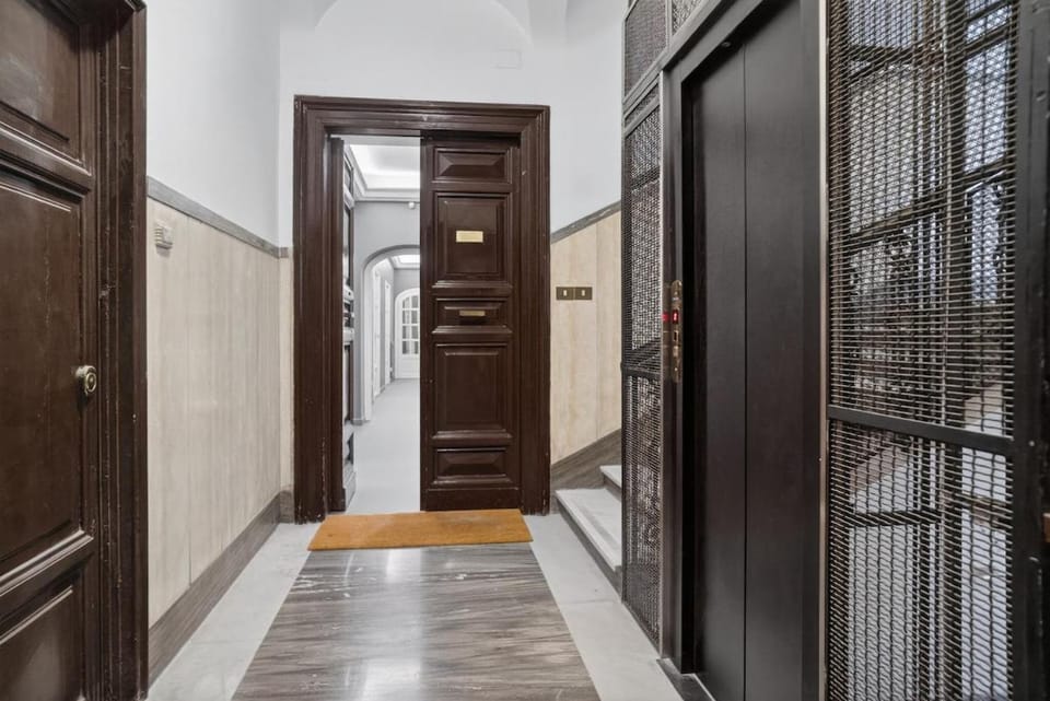 TreasureRome Spanish Steps Family Apartment in Rome