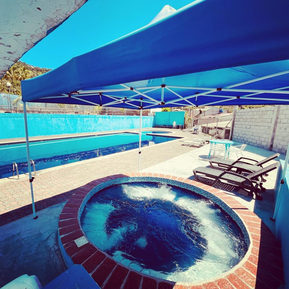 Day, Natural landscape, Hot Tub, Pool view, Swimming pool