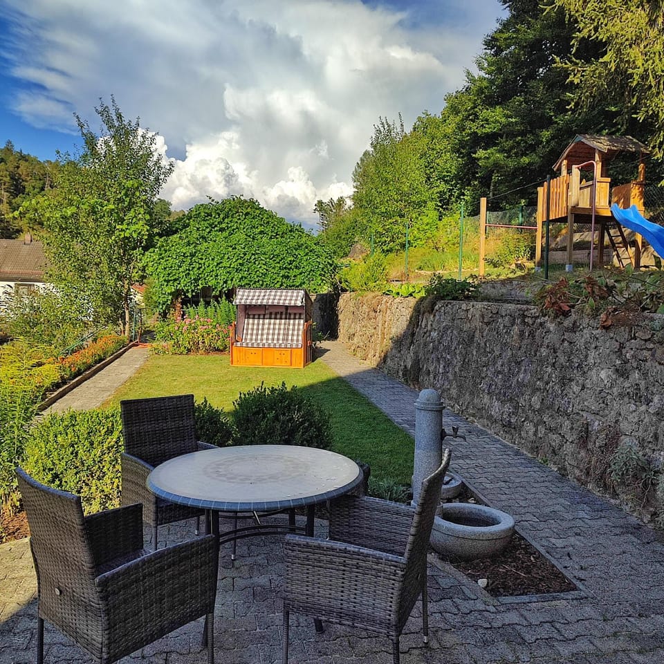 Patio, Children play ground, Garden, Balcony/Terrace, Seating area, Dining area, Garden view