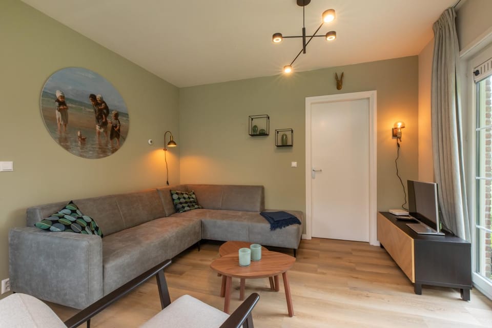 Welcome in - Vakantiehuis Zeepeertje met ruime tuin I Vroondijk 2 Vrouwenpolder Apartment in Vrouwenpolder