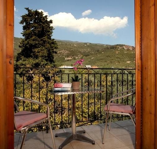 View (from property/room), Mountain view