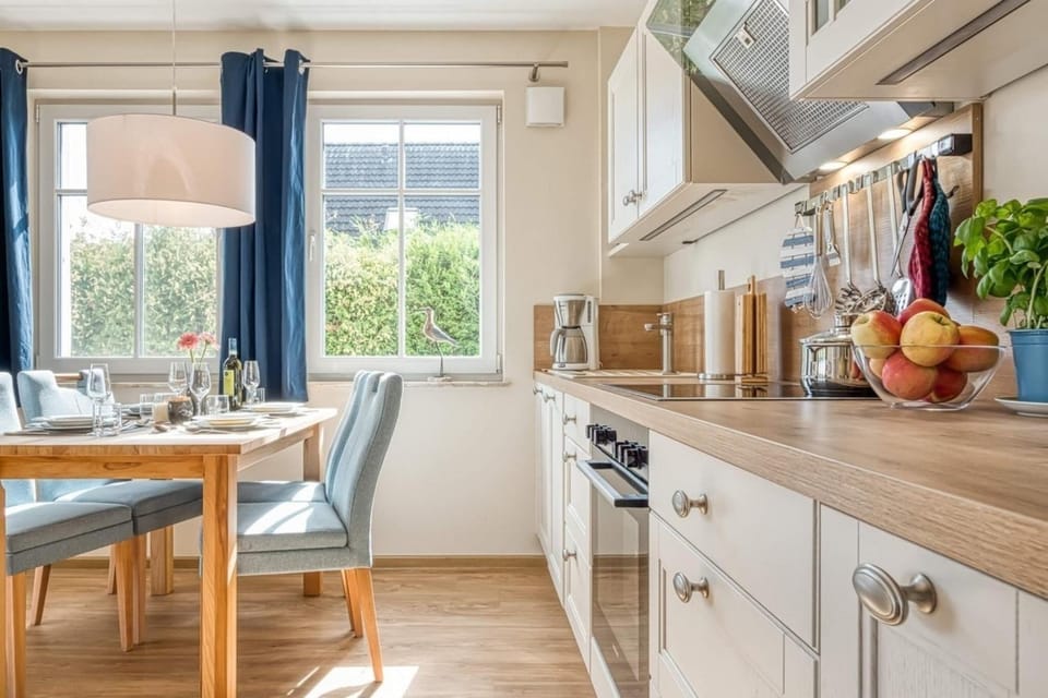 Leuchtturm, Wohnung 14 Apartment in Zingst