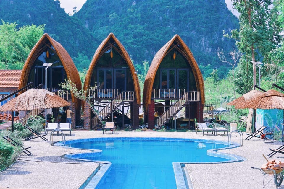 Property building, Mountain view, Swimming pool