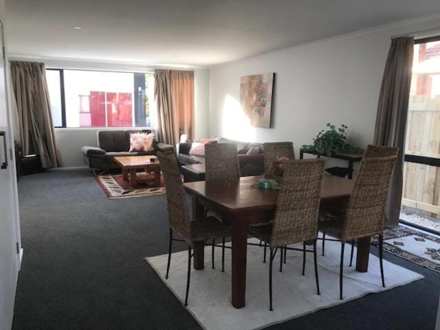 DELBROOK POINT Apartment in Hamilton