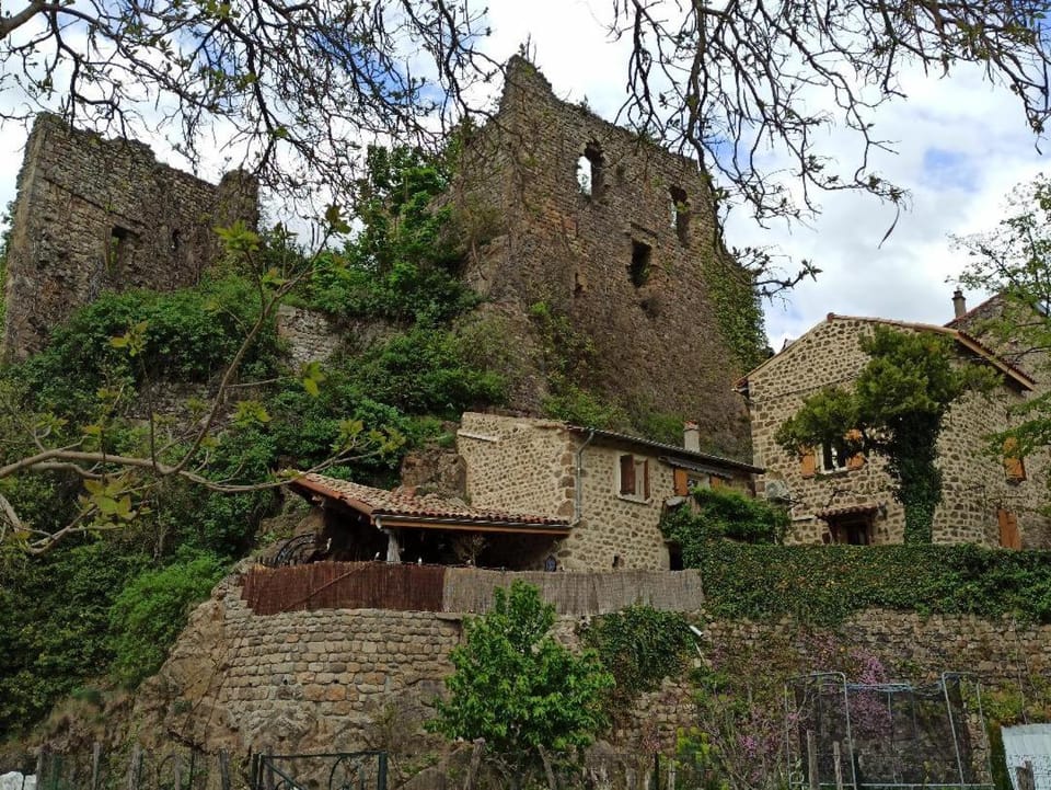 Gîte du Château de Retourtour House in Provence